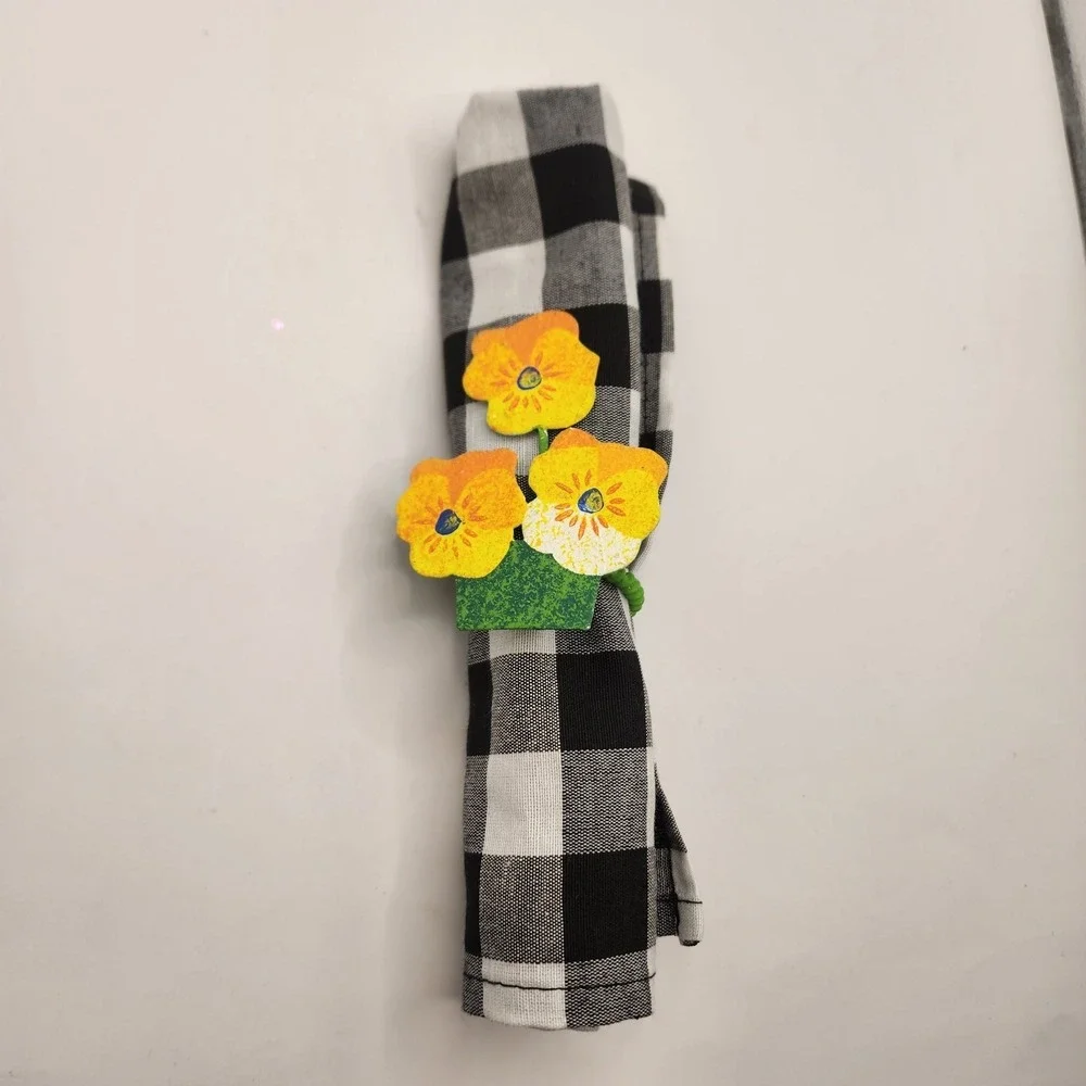 Set Of 8 Fall Leaves Flowers Metal Napkin Ring Holders Hand Painted Thanksgiving